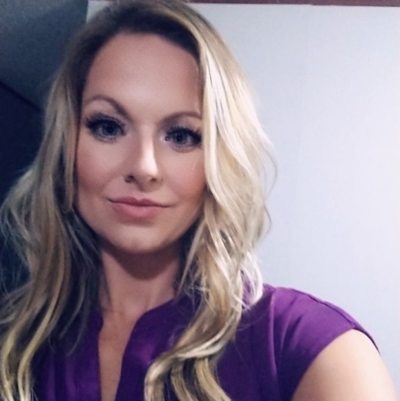 Meet your Posher, Lynsie - Picture 1 of 1